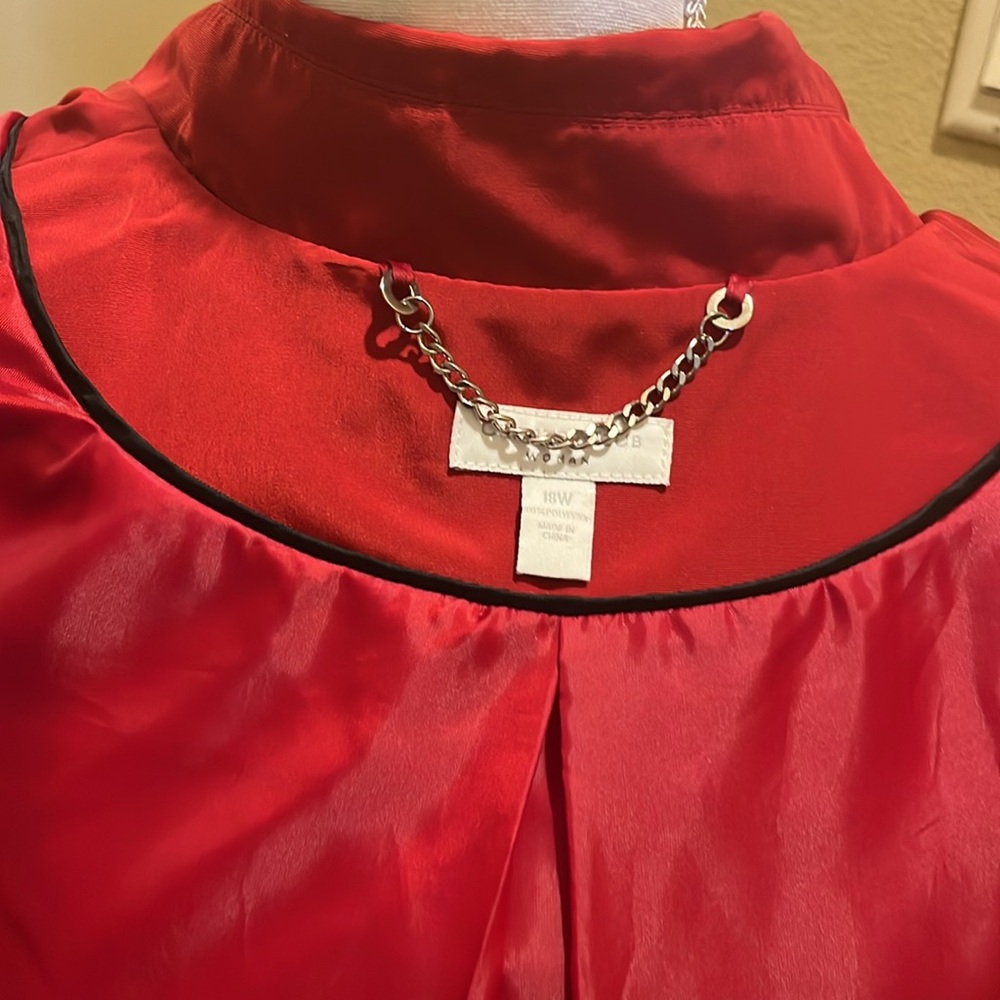 Red jacket - Picture 7 of 8